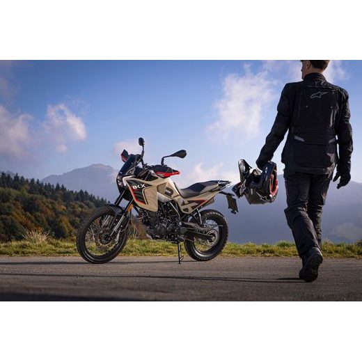 NOVINKA!!! BENELLI BKX 125 ABS EURO5+