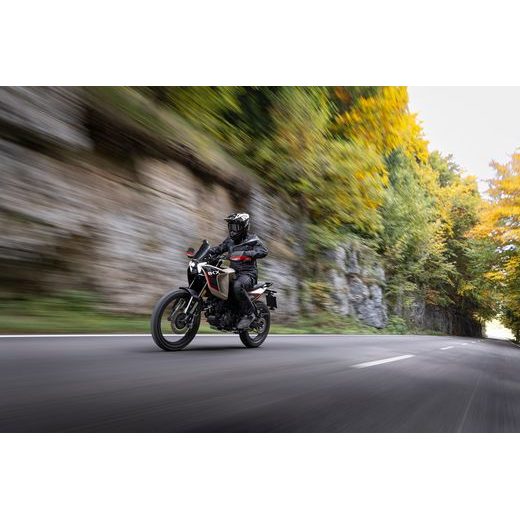 NOVINKA!!! BENELLI BKX 125 ABS EURO5+