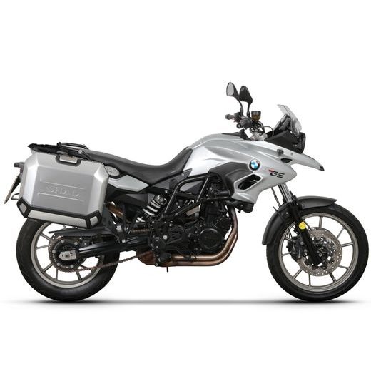 KOMPLETNÝ SADA BOČNÝCG ČIERNYCH HLINÍKOVÝCH KUFROV SHAD TERRA BLACK, 36/47 L LITROV, VRÁTANE MONTÁŽNEJ SADY A PLATNI SHAD BMW F 650 GS/ F 700 GS/ F 800 GS