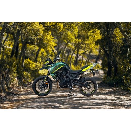 NOVINKA!!! BENELLI TRK 702X ABS EURO5+