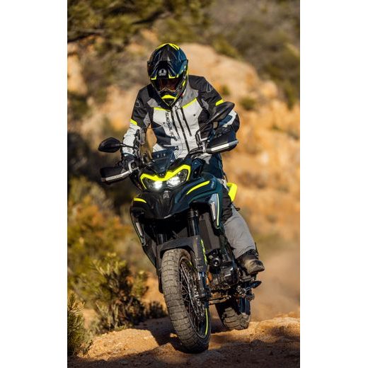 NOVINKA!!! BENELLI TRK 702X ABS EURO5+