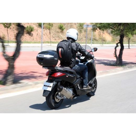 VRCHNÝ KUFOR NA MOTORKU SHAD SH29 ČIERNA