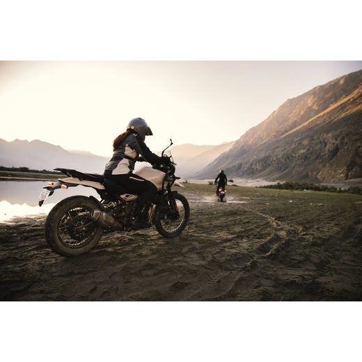 ROYAL ENFIELD HIMALAYAN 450