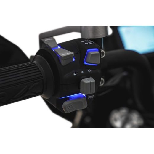 NOVINKA!!! BENELLI TRK 702 ABS EURO5+