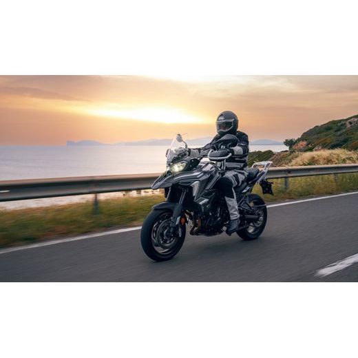 NOVINKA!!! BENELLI TRK 702 ABS EURO5+