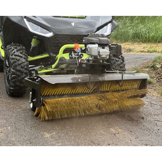 SHARK PROFESIONÁLNY ROTAČNÝ KARTÁČ KU ŠTVORKOLKÁM ATV A UTV, MOTOR HONDA