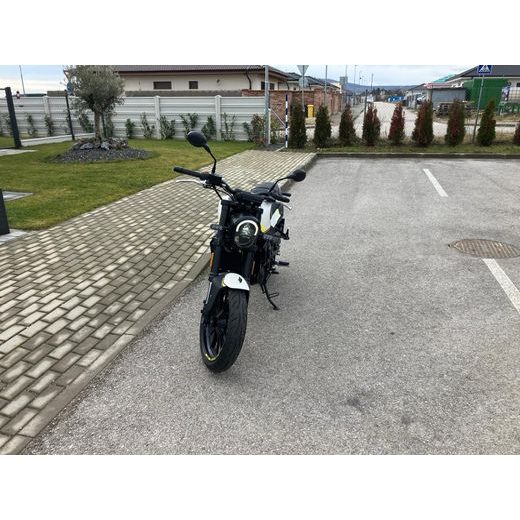 BENELLI LEONCINO 250 ABS JAZDENÝ