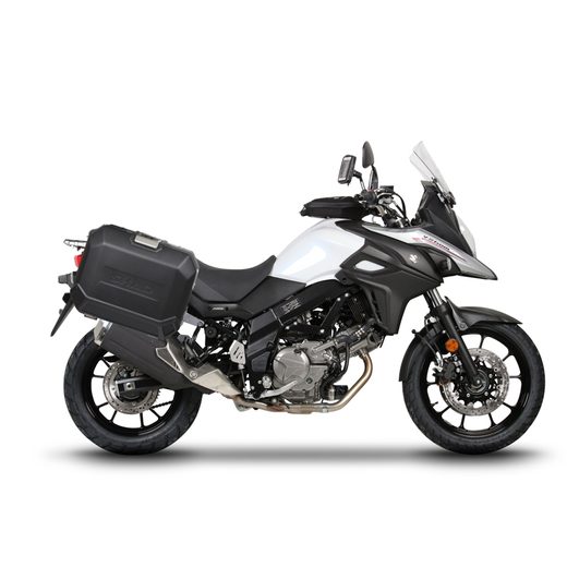 KOMPLETNÁ SADA BOČNÝCH ČIERNYCH HLINÍKOVÝCH KUFROV SHAD TERRA BLACK, 47/47 LITROV BOČNÉ KUFRE, VRÁTANE MONTÁŽNEJ SADY SHAD SUZUKI DL 650 V-STROM