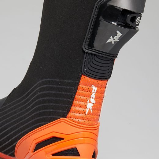 XP9-R BLACK/ORANGE