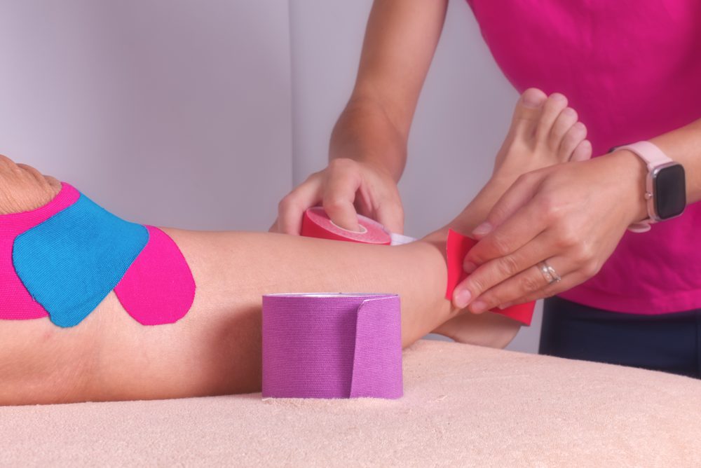 Kinesio tejp Sportago Regline 2,5 cm - světle zelená