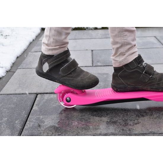 Trojkolka Scudoo Kido Pro so svietiacimi kolieskami - ružová