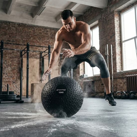 Sportago Triangle Slam Ball 12 kg