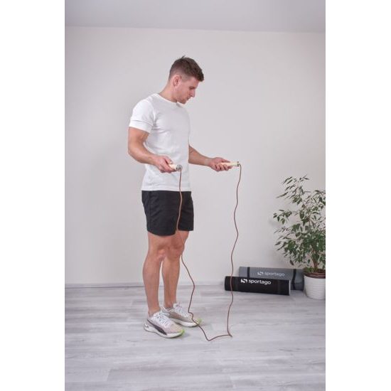 Kožené švihadlo Sportago Skippy s dřevěnými ručkami