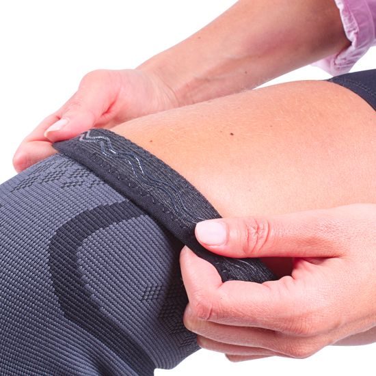 Sportago Sportovní bandáž na koleno elastická - šedá