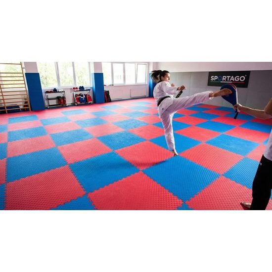 Sportago Tatami Taekwondo podložka 100x100cm červeno-modrá