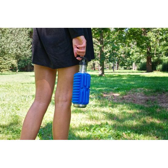 Masážna outdoorová fľaša Sportago Garrafa- modrá
