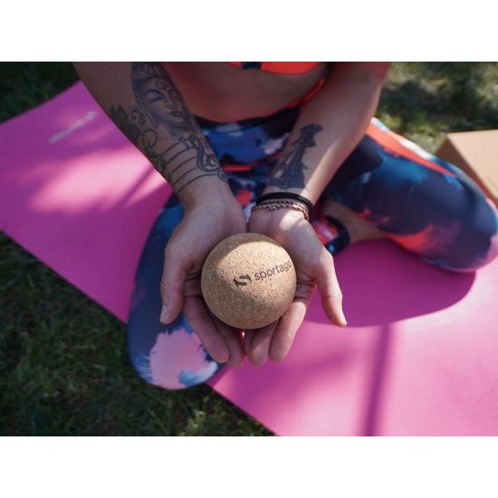 Masážna korková loptička Sportago 6,5 cm