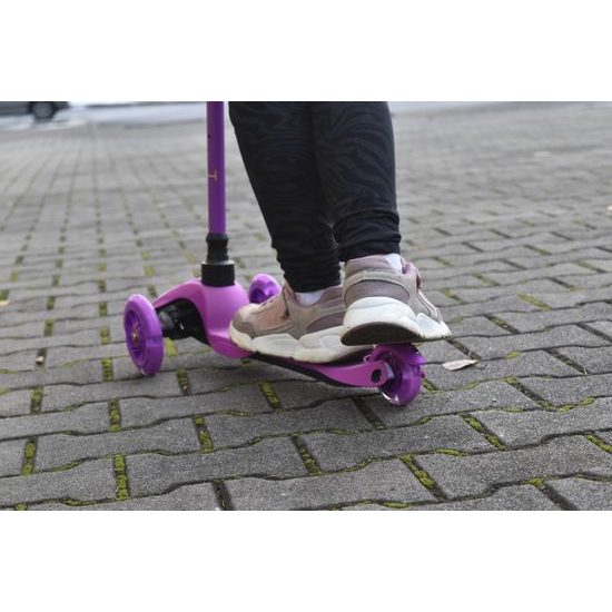 Trojkolka Scudoo Kido Pro so svietiacimi kolieskami - fialová