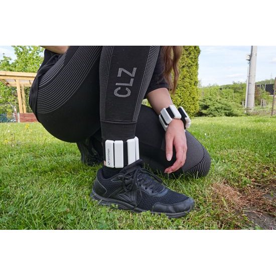 Sportago Fity Groove silikónové závažie na členky 2x0,5 kg, biele