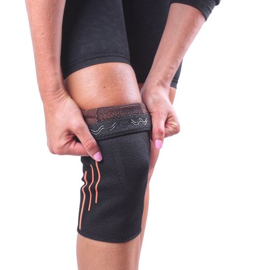 Sportago Sportovní bandáž na koleno elastická - černá