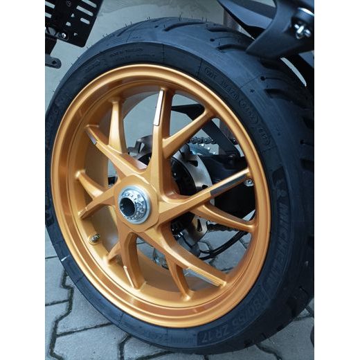 JD 750 BY JAWA RACING