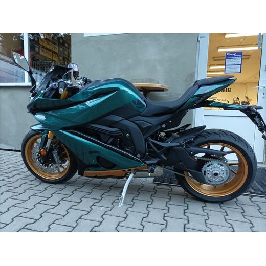 JD 750 BY JAWA RACING