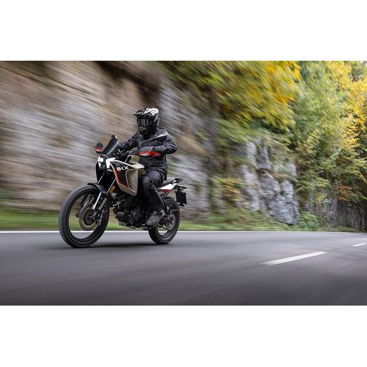 BENELLI BKX 125