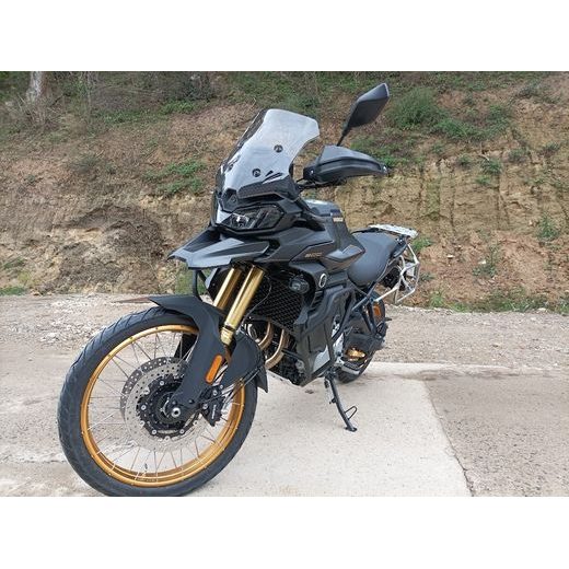 VOGE 900 DSX