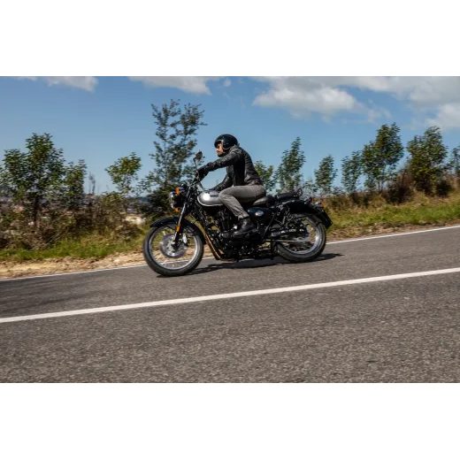 BENELLI IMPERIALE 400