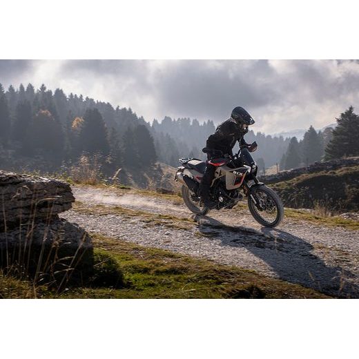 BENELLI BKX 125