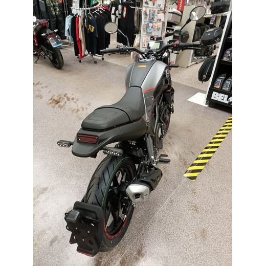 BENELLI LEONCINO 125