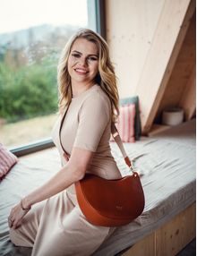 Grazia Brown