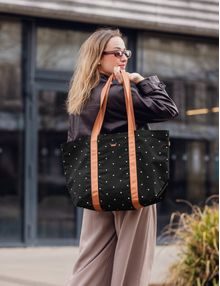 Tayna Diamond Black