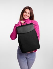 Savanah Black