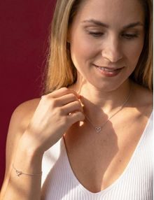 Arisca Gold Necklace