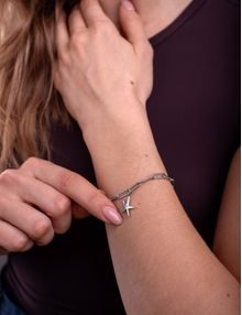 Shiny Heart Black Bracelet