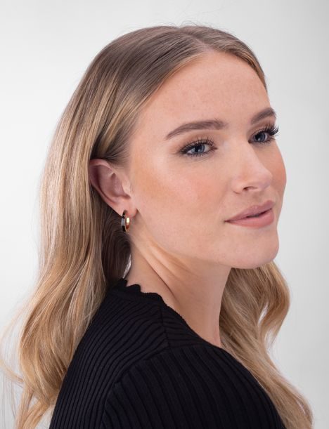 Black Sara Gold earrings