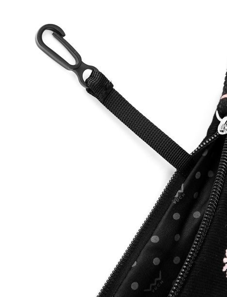 Clorinda Daisy Black