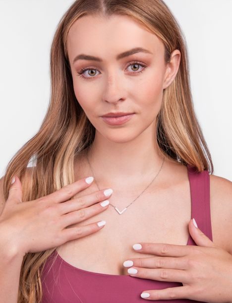 Amelora Silver Necklace