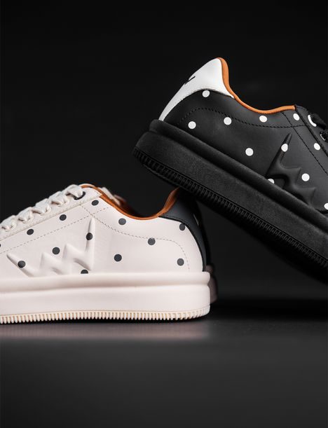Lucky Dots Black