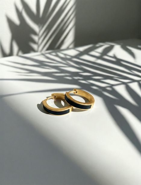 Black Sara Gold earrings