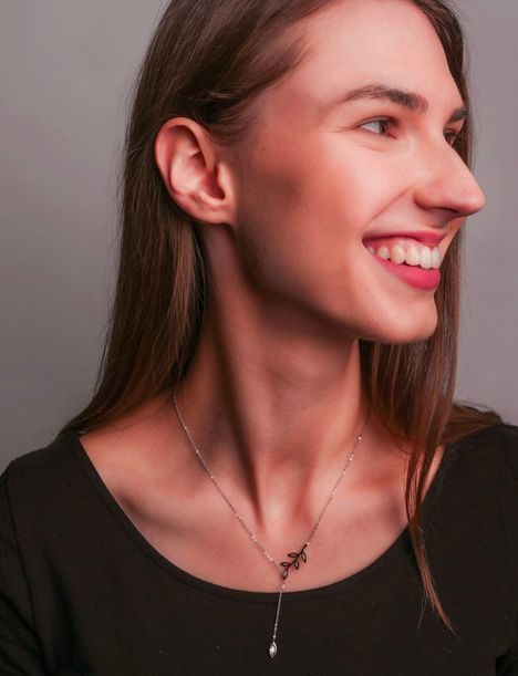Fallness Silver Necklace