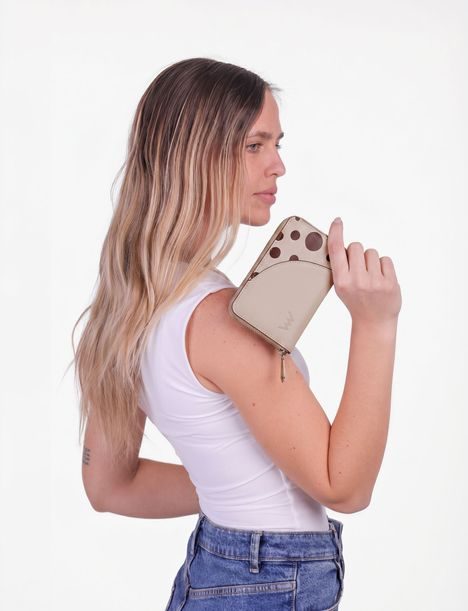 Corine Beige