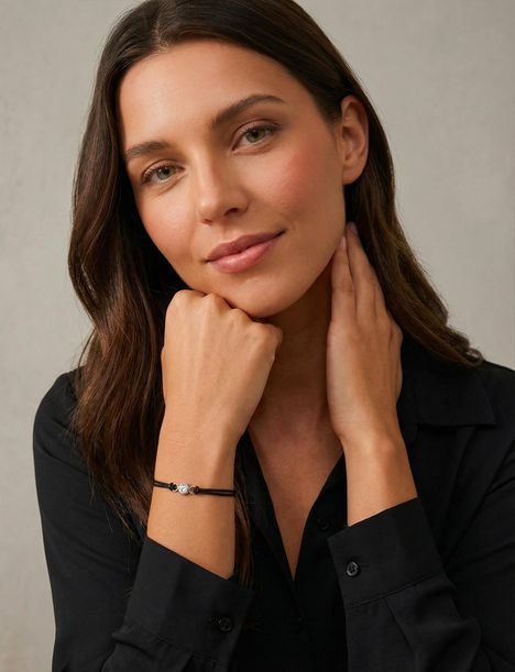 Ama Black Bracelet