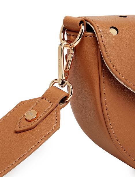 Tricia Dotty Brown