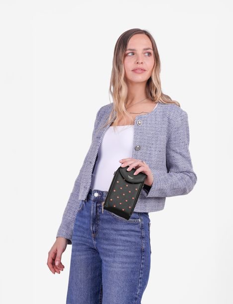Chanthal Dotty Black