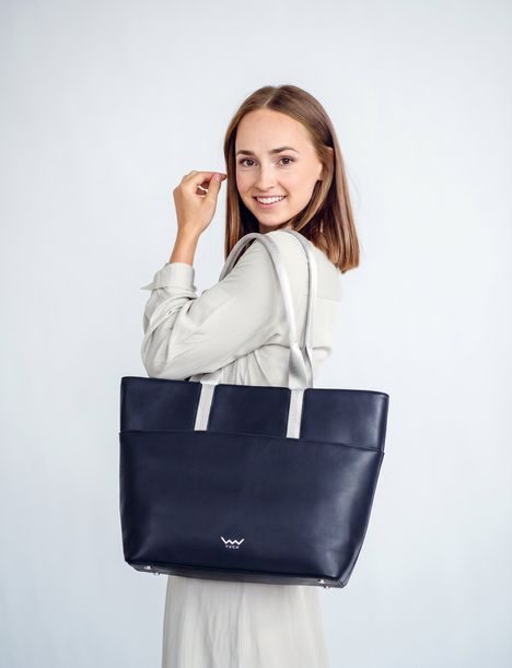 Wennie Big Dark Blue