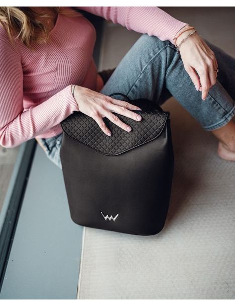 Joanna Diamond Black