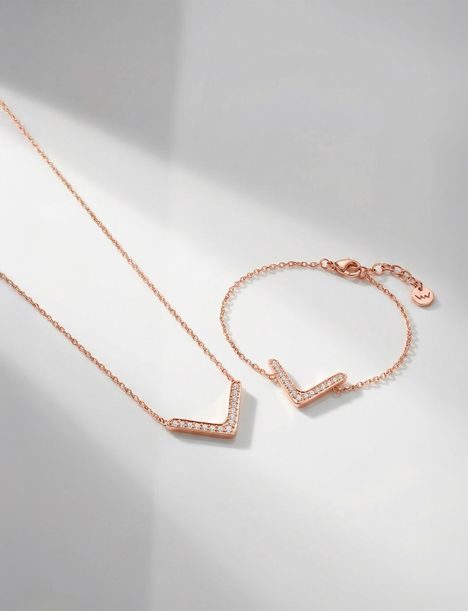 Amelora Rose Gold Necklace