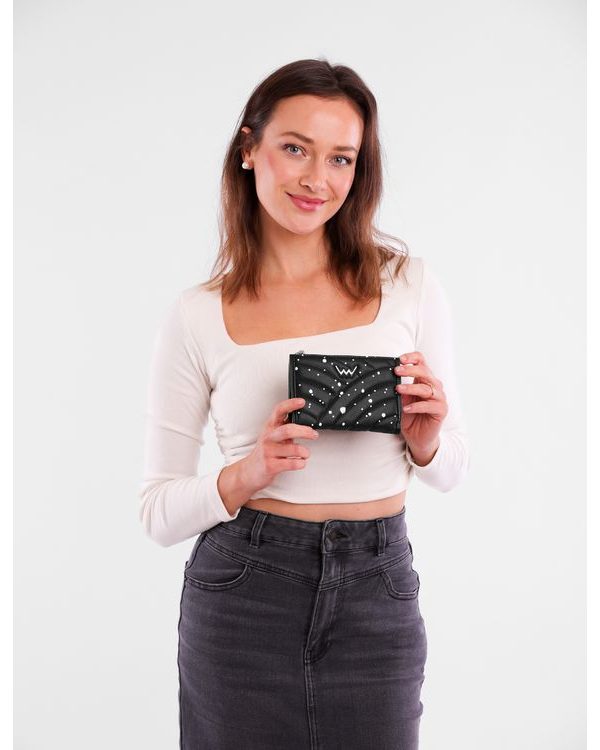 Faustina Black